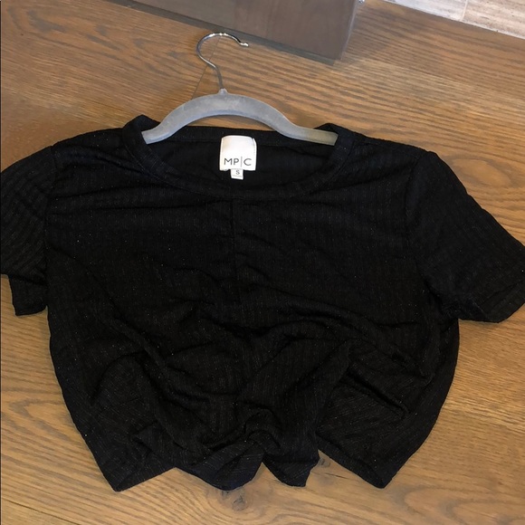 Cropped top - Picture 3 of 3